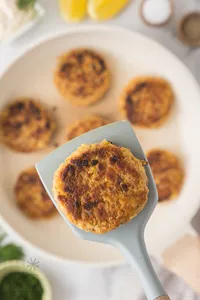 Salmon Patties Heros-3