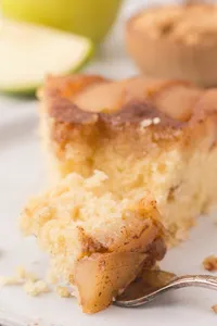 Upside Down Apple Cake Hero web 15