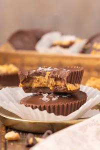Homemade Peanut Butter cups Hero web-12
