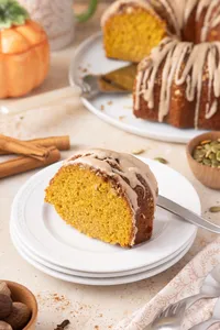 Pumpkin Cake Bundt Cake web Hero-22
