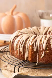Pumpkin Cake Bundt Cake web Hero-5