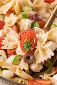 Bow Tie Pasta Salad Hero-13