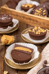 Homemade Peanut Butter cups Hero web-11