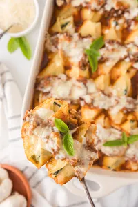 Beef & Ricotta Stuffed Shells Web Hero-5