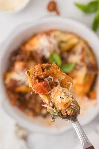 Beef & Ricotta Stuffed Shells Web Hero-21