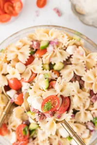 Bow Tie Pasta Salad Hero-8