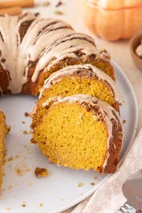 Pumpkin Cake Bundt Cake web Hero-21
