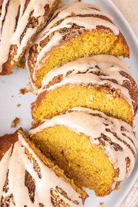 Pumpkin Cake Bundt Cake web Hero-12