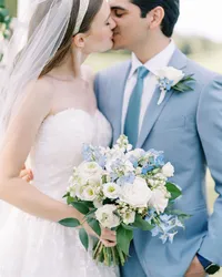 Emma and Chris celebrate their vibrant Persian wedding at Chapel Hill Country Club, captured with authentic storytelling by Jessica Leigh Photography.