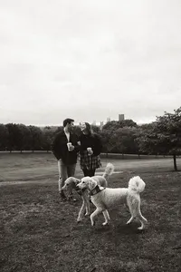 Pittsburgh family photographer at Schenley Park with dogs