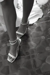 Bride's shoes for wedding