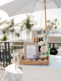 Details for beachside wedding