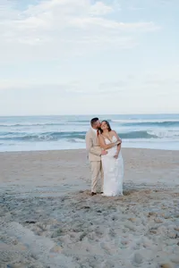 intimate-beachside-micro wedding-
