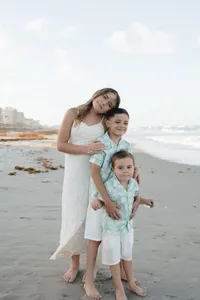 alohaubreyphoto_familybeachphotos_smallkids_momandkids_floridabeach_melbournefl-30