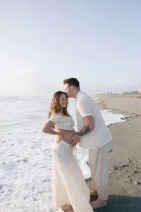 0alohaubreyphoto_maternityphotos_pregnancyannoucement_ultrasound_florida_melbournebeachfl-2