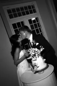 alohaubreyphoto_weddingphotographer_weddingphotos_editoral_melbourneflphotographer_brideandgroom_film-179
