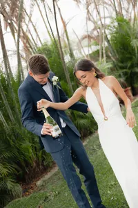 alohaubreyphoto_weddingphotos_brideandgroom_filmy_melbourneflorida_cocoabeach_outdoorwedding-150