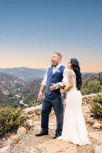 4Karma Studio Bride & Groom Topanga Canyon Overlook