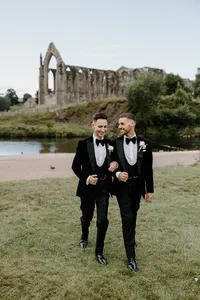 james-darren-wedding-tithe-barn-yorkshire-amy-katherine-photography-1359_websize