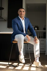 Iowa Branding Photographer for real estate agents remax realty quartz team