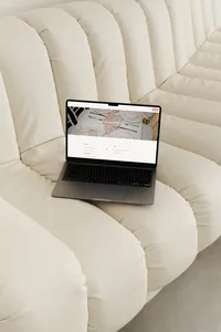 Vowstead hONEYBOOK moCKUP