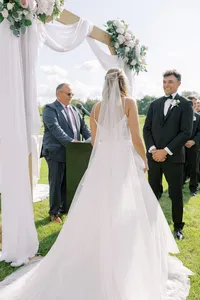 weddinarchceremony