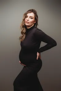 Pregnant mother poses for editorial studio Maternity Portraits at Holy City Babies Portrait Studio in Charleston, SC.
