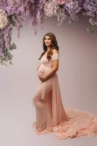 Editorial Studio Maternity Photoshoot - Pregnant mother poses for Editorial Studio Maternity Portraits at Holy City Babies in Charleston, SC.