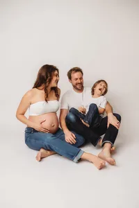 Editorial Studio Maternity Photoshoot - Pregnant mother poses for Editorial Studio Maternity Portraits at Holy City Babies in Charleston, SC.