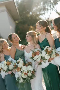 A+K-BRIDAL-PARTY0005