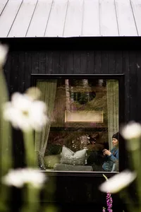 Nectar Yoga Deluxe Cottage Exterior Window View Vancouver British Columbia 06_2023 @abbydellphotography