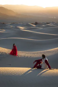 indian-engagement-desert-dunes-portrait