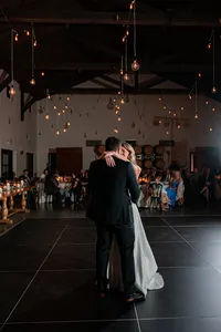 Sonoma-Wedding-Photographer-Viansa-177