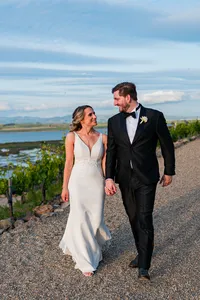 Sonoma-Wedding-Photographer-Viansa-57