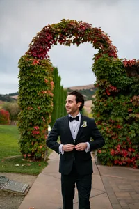 Sonoma-Wedding-Photographer-Viansa-95