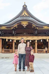 Samukawa-Shrine-Japan-Family-Photographer_353