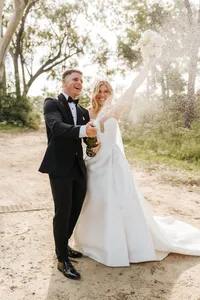 hayley-damon-new-wedding-preview-61