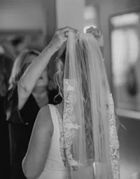 1 Miranda & Kevin Getting Ready BW- 29-106635_websize