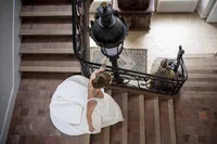 Coiffure de la mariée au Château de Carsix en Normandie