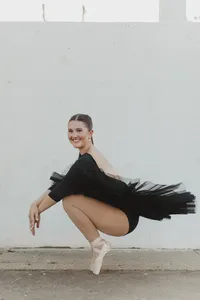 Ballet senior pictures_seniors by mclain