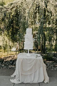 Modern romantic wedding cake displayed at private estate reception in Vancouver, Washington.
