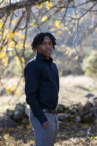 Alvin Senior Portraits (11)