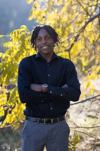 Alvin Senior Portraits (13)