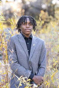 Alvin Senior Portraits (5)