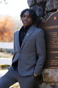 Alvin Senior Portraits (3)