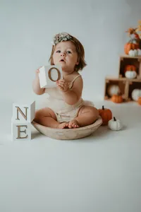 manhattan-ks-milestone-photography-Emersyn-29