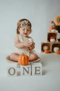 manhattan-ks-milestone-photography-Emersyn-23
