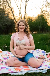 manhattan-ks-maternity-photography-Elana-12