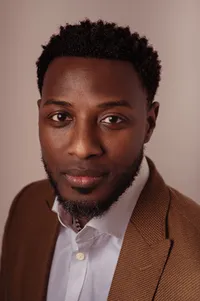 executive-headshot-facebook-meta-studio-london-marc-james-photography