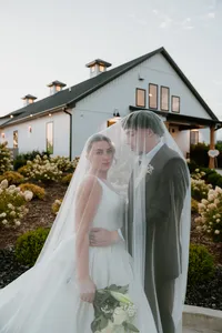 Dreamy veil couple photos for a beautiful Kentucky wedding